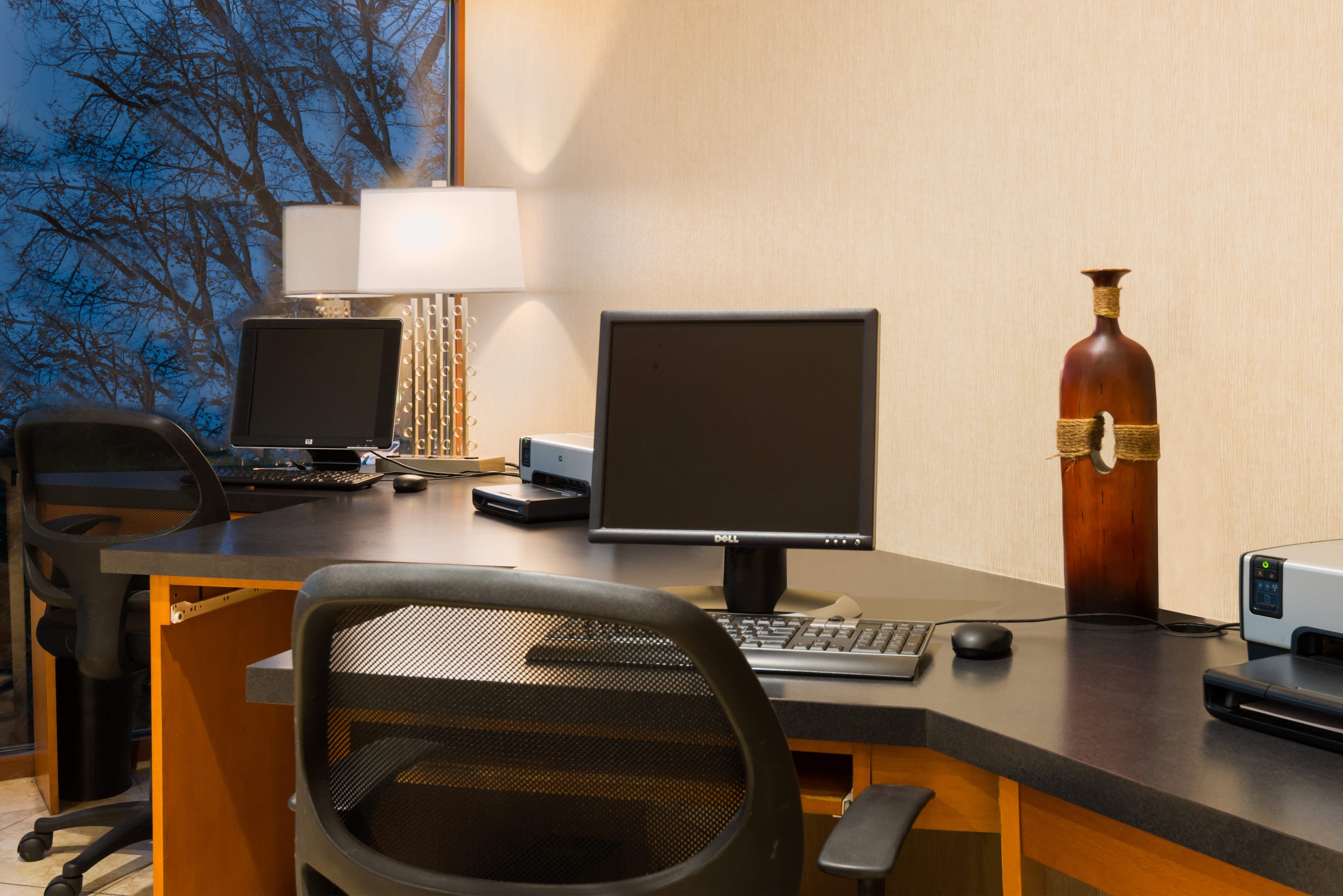 Holiday Inn Knoxville West - Cedar Bluff By Ihg Exterior foto