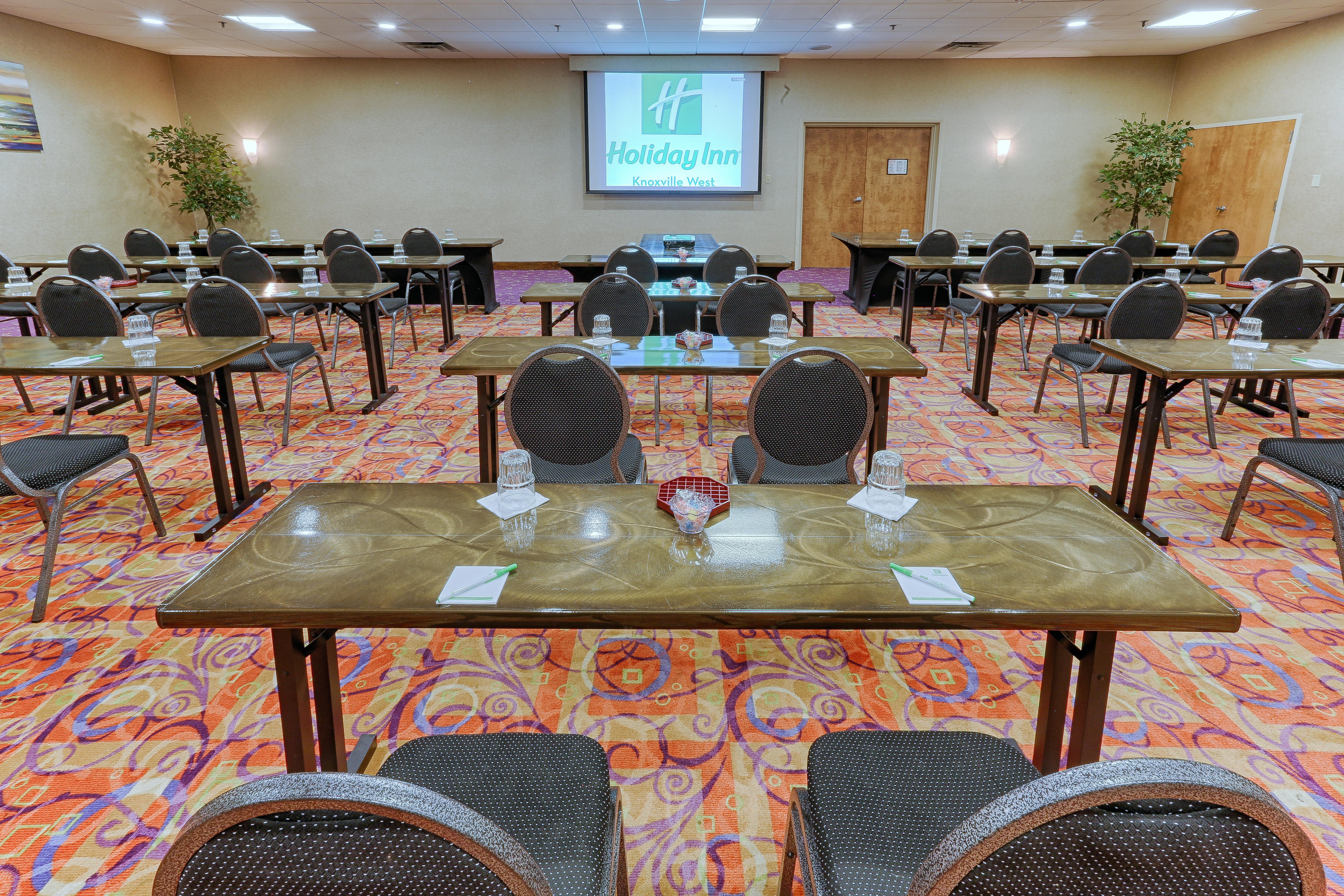 Holiday Inn Knoxville West - Cedar Bluff By Ihg Exterior foto