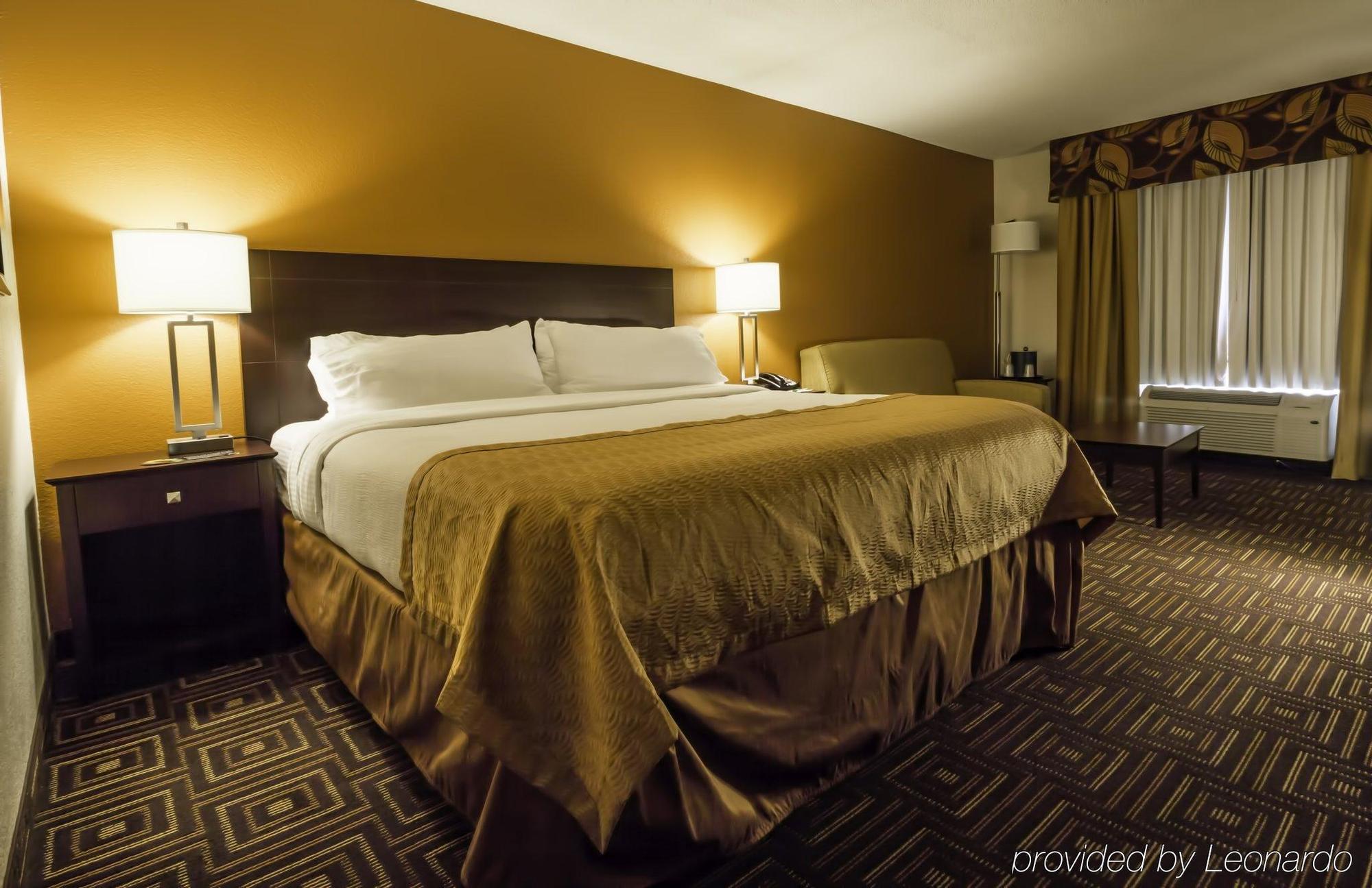 Holiday Inn Knoxville West - Cedar Bluff By Ihg Exterior foto