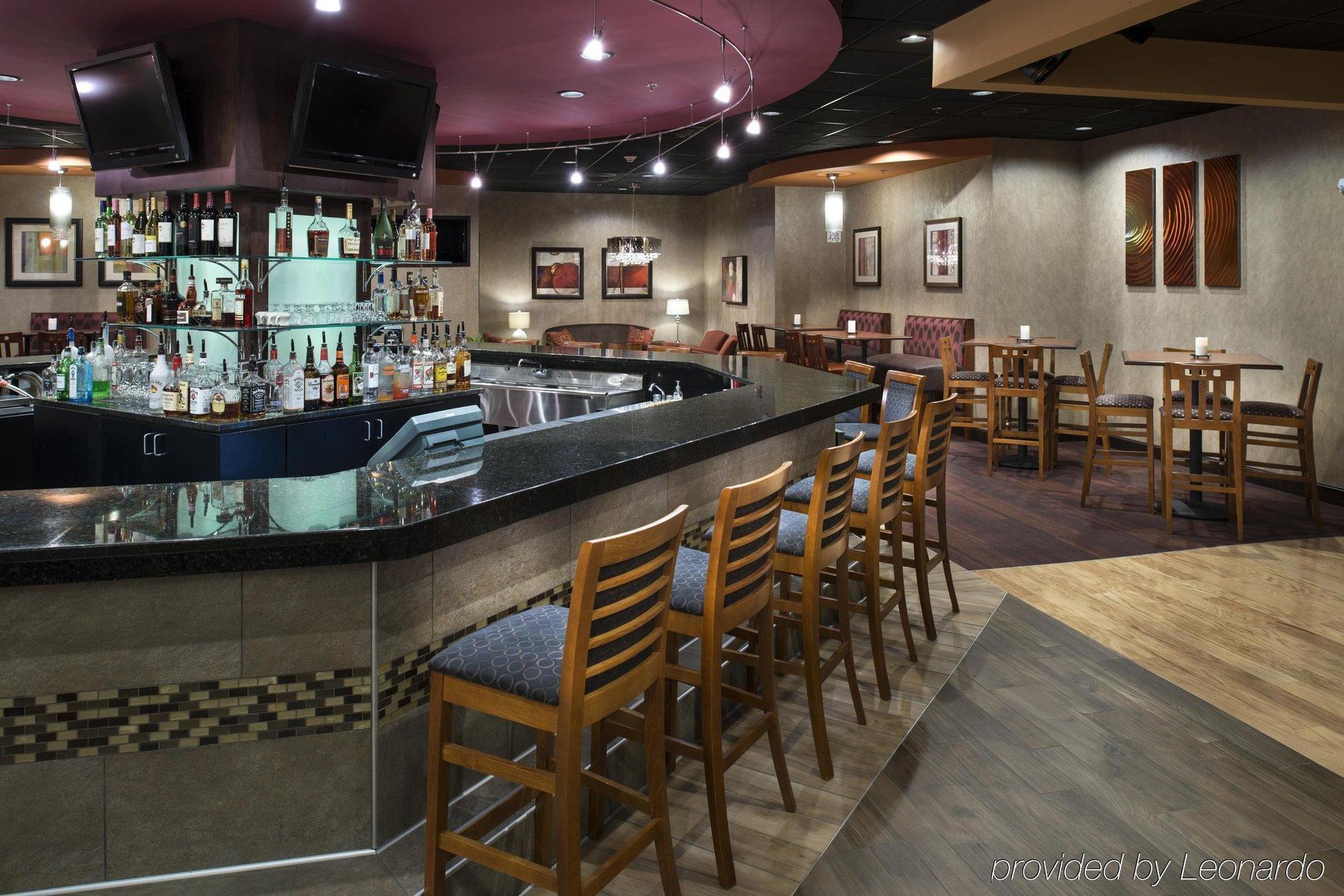 Holiday Inn Knoxville West - Cedar Bluff By Ihg Exterior foto